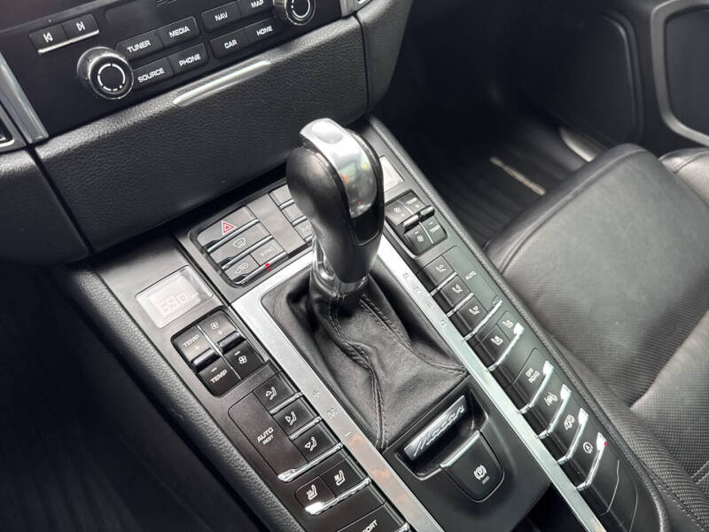 2017 Porsche Macan GTS