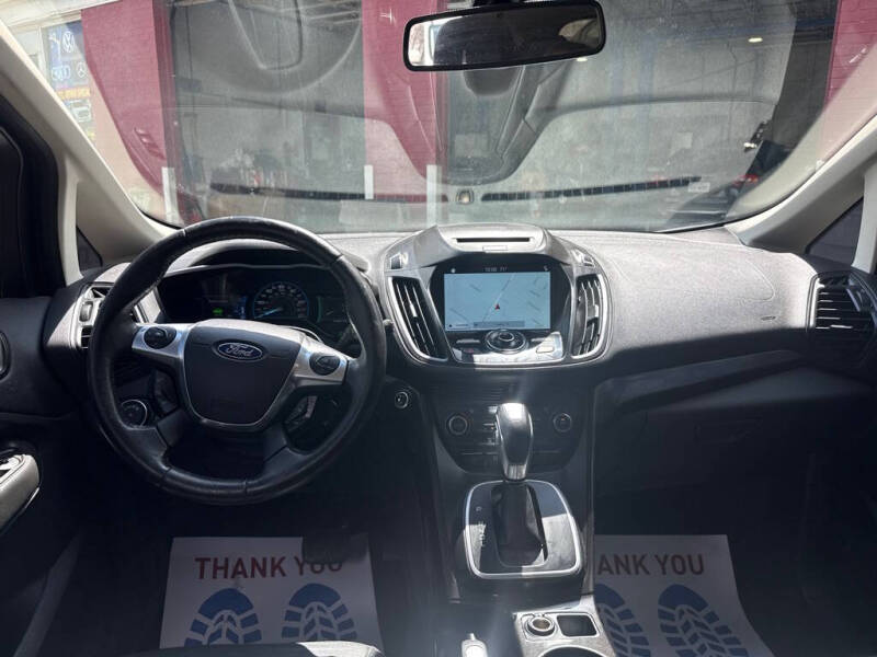 2017 Ford C-MAX Hybrid Titanium