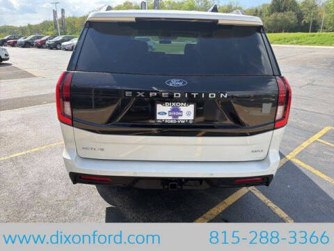 2026 Ford Expedition MAX Active