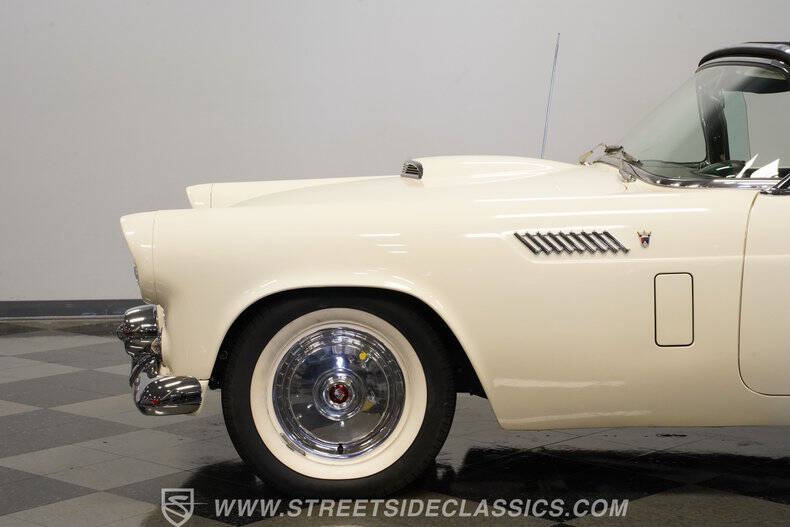1956 Ford Thunderbird