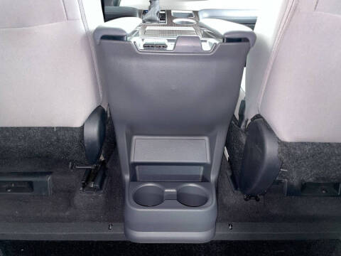 2023 Toyota Sienna LE 8-Passenger