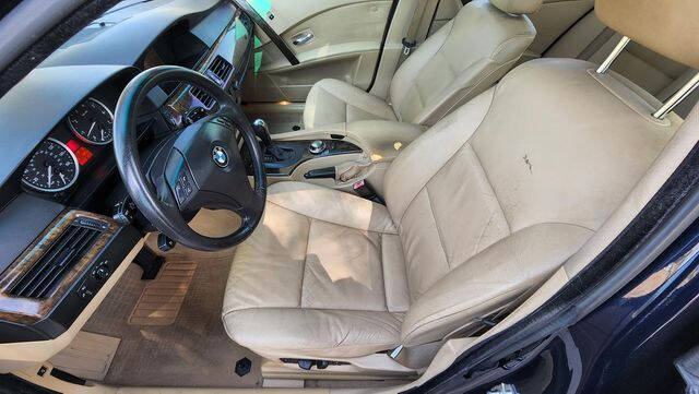 2004 BMW 5 Series 525i