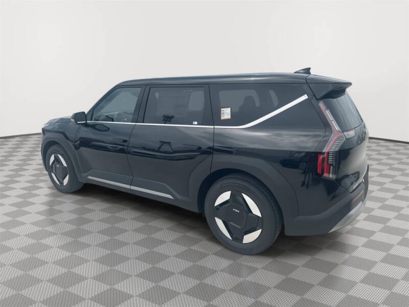 2026 Kia EV9 Light