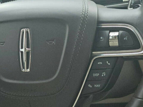 2018 Lincoln Continental Select