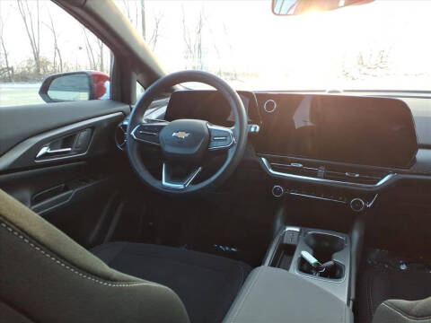 2026 Chevrolet Equinox EV LT 1