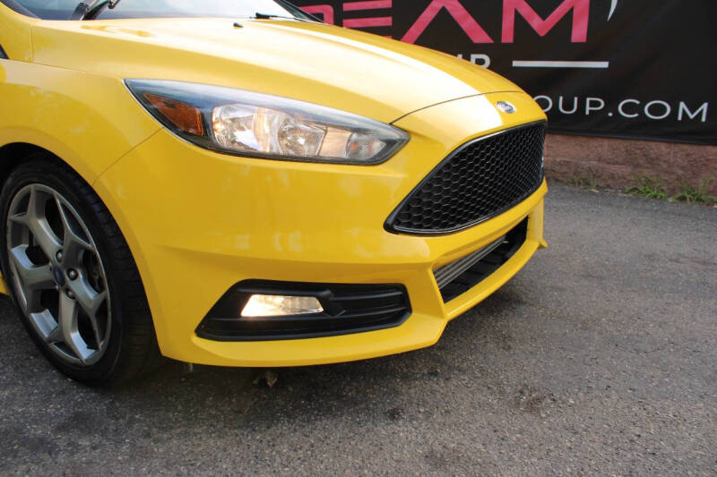 2017 Ford Focus ST