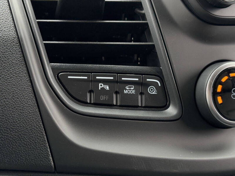 2025 Ford Transit 250