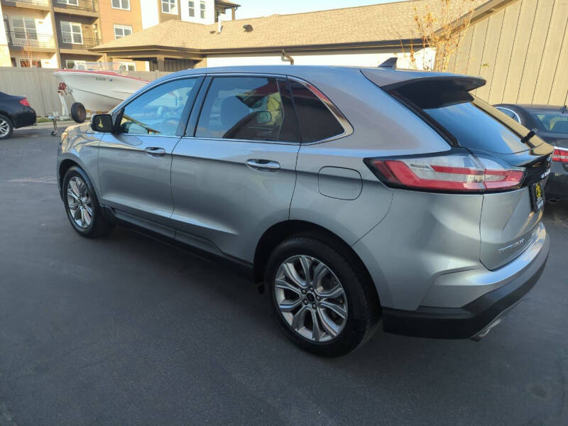 2024 Ford Edge Titanium