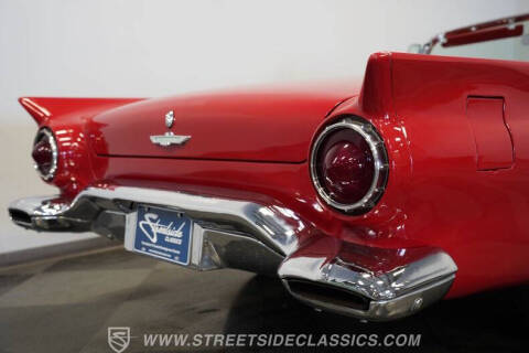 1957 Ford Thunderbird