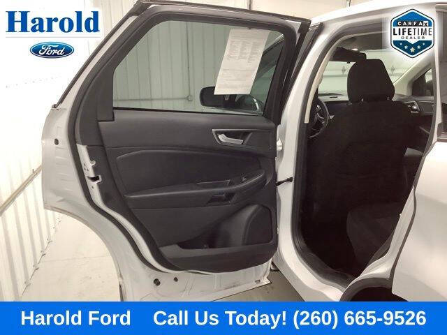 2020 Ford Edge SE