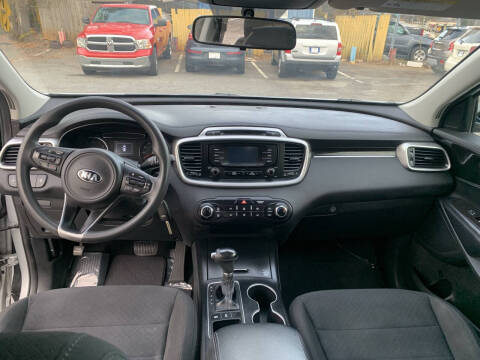 2017 Kia Sorento LX V6