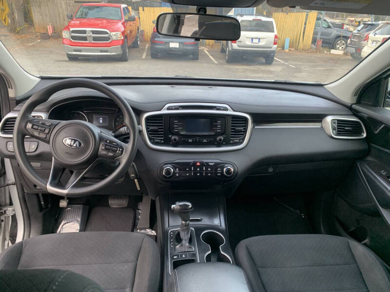 2017 Kia Sorento LX V6