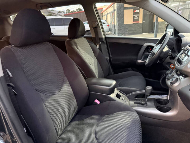 2007 Toyota RAV4 Sport