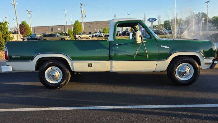 1973 Dodge D200 Pickup
