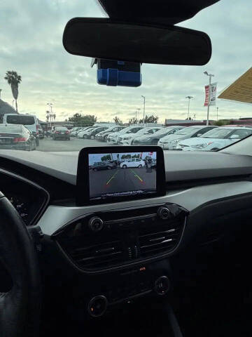 2021 Ford Escape SE