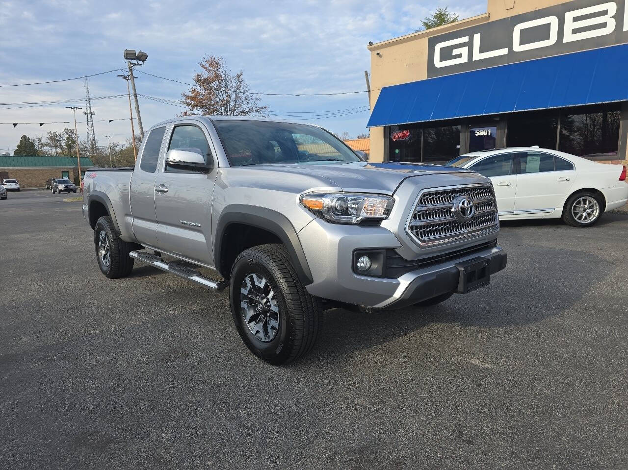 2016 Toyota Tacoma for sale at GLOBE AUTO SALES in Louisville, KY