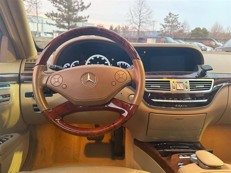 2010 Mercedes-Benz S-Class S 550 4MATIC