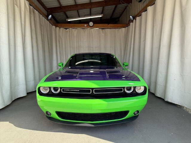 2016 Dodge Challenger SXT