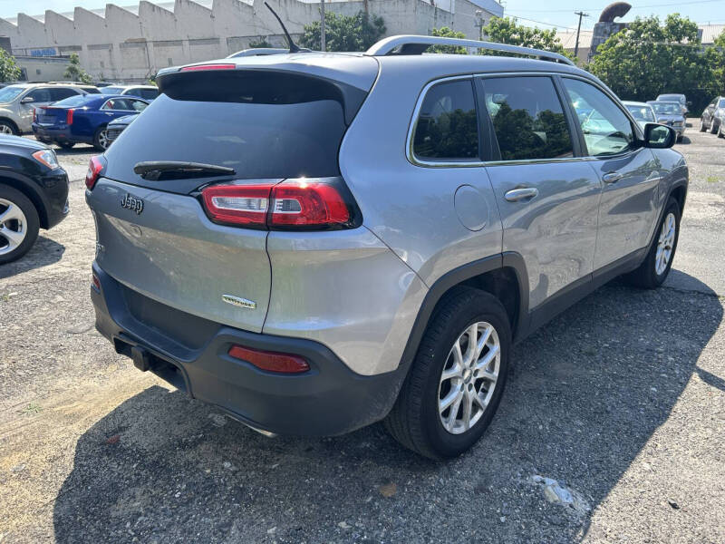 2017 Jeep Cherokee Latitude