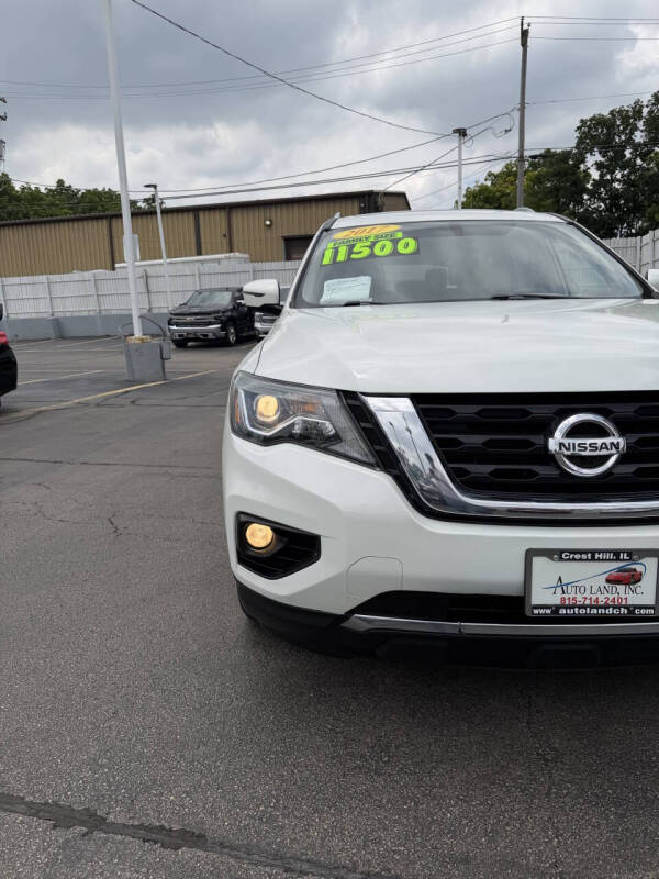 2017 Nissan Pathfinder SL