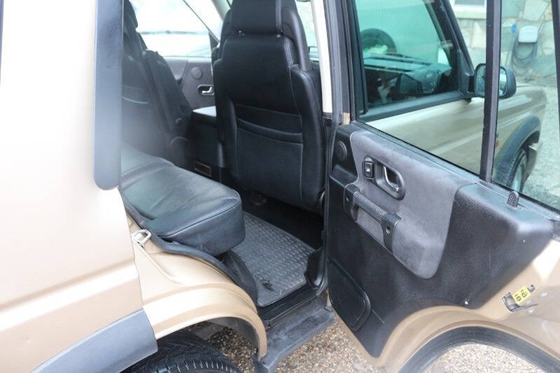 2004 Land Rover Discovery SE