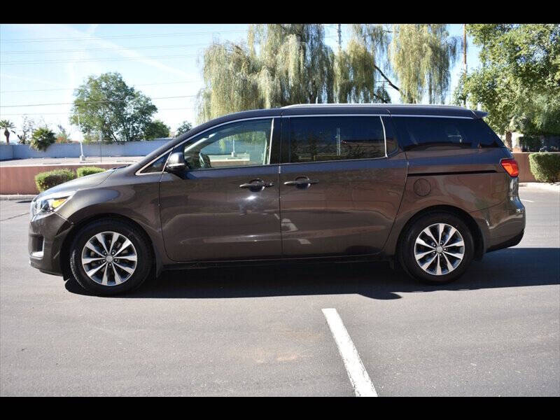 2016 Kia Sedona SX