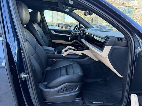 2024 Porsche Cayenne
