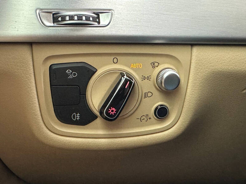 2015 Audi S8 4.0T quattro