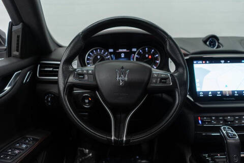 2022 Maserati Ghibli Modena Q4