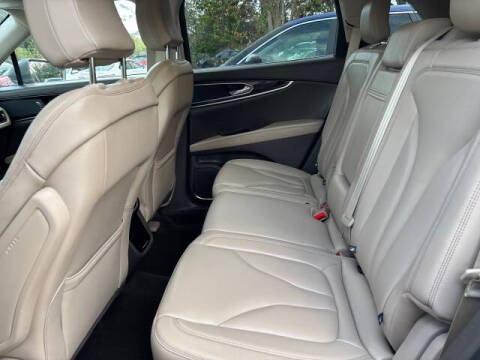 2022 Lincoln Nautilus Standard