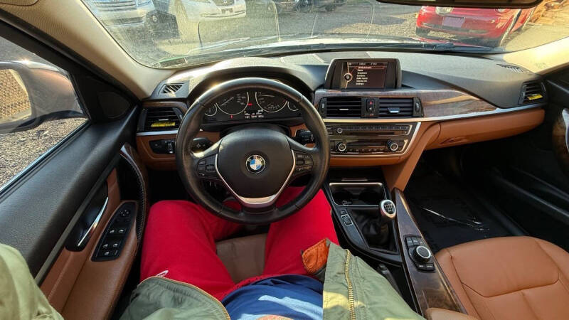 2013 BMW 3 Series 328i