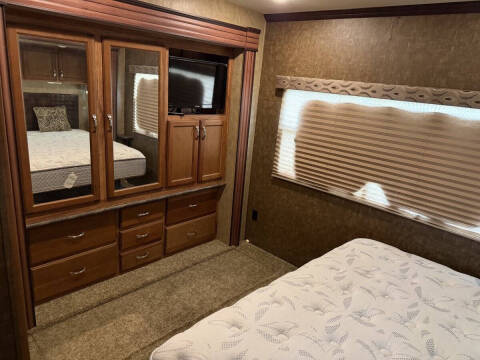 2015 KZ DURANGO GOLD 380