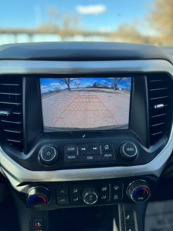 2019 GMC Acadia SLT-1