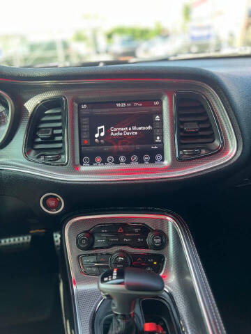 2017 Dodge Challenger SRT Hellcat