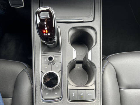 2025 Cadillac XT4 Sport