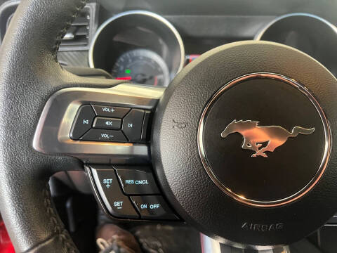 2022 Ford Mustang EcoBoost