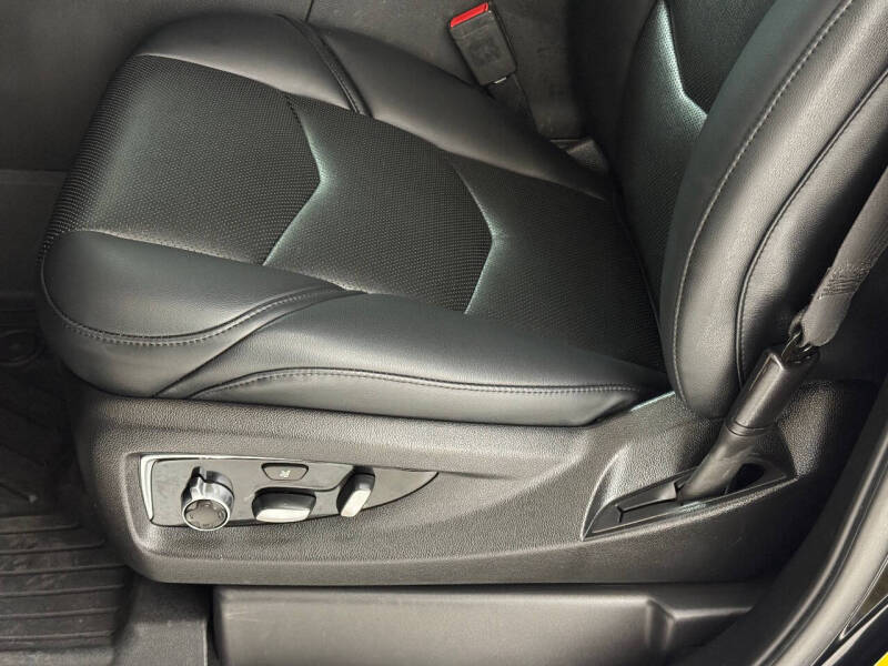 2020 Cadillac Escalade Platinum