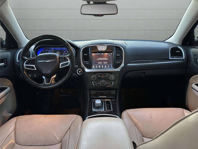 2018 Chrysler 300 Limited