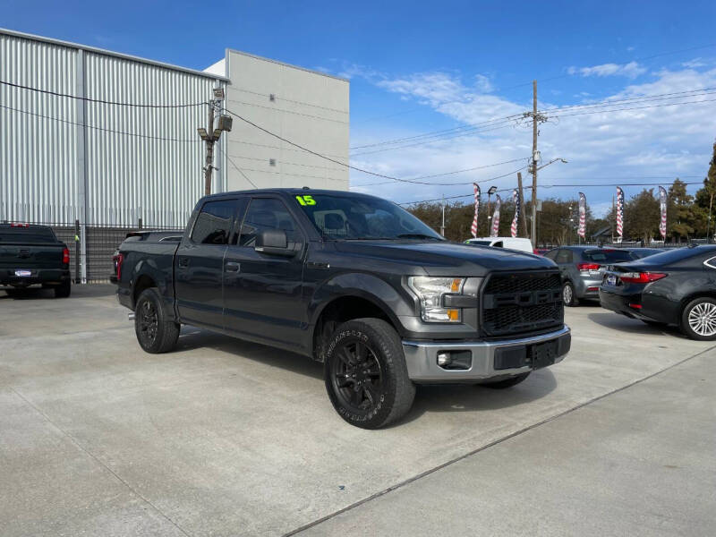 2015 Ford F-150 XLT photo 3