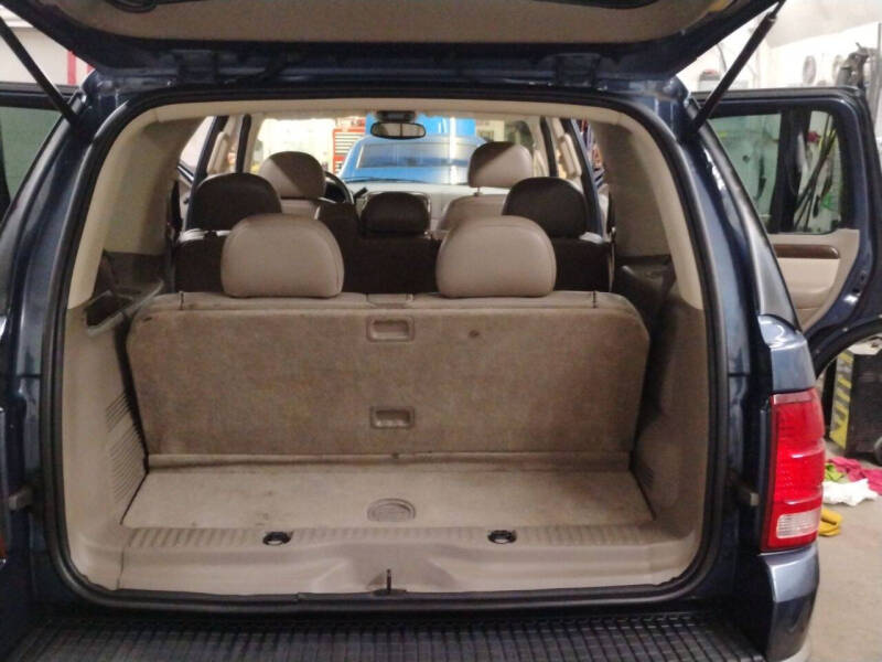 2004 Ford Explorer Eddie Bauer