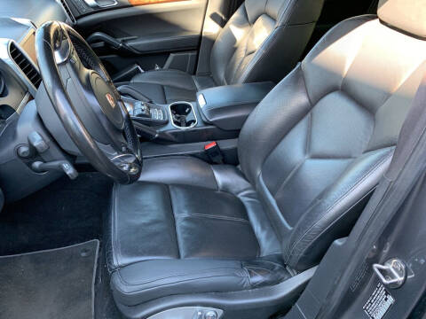 2011 Porsche Cayenne Turbo