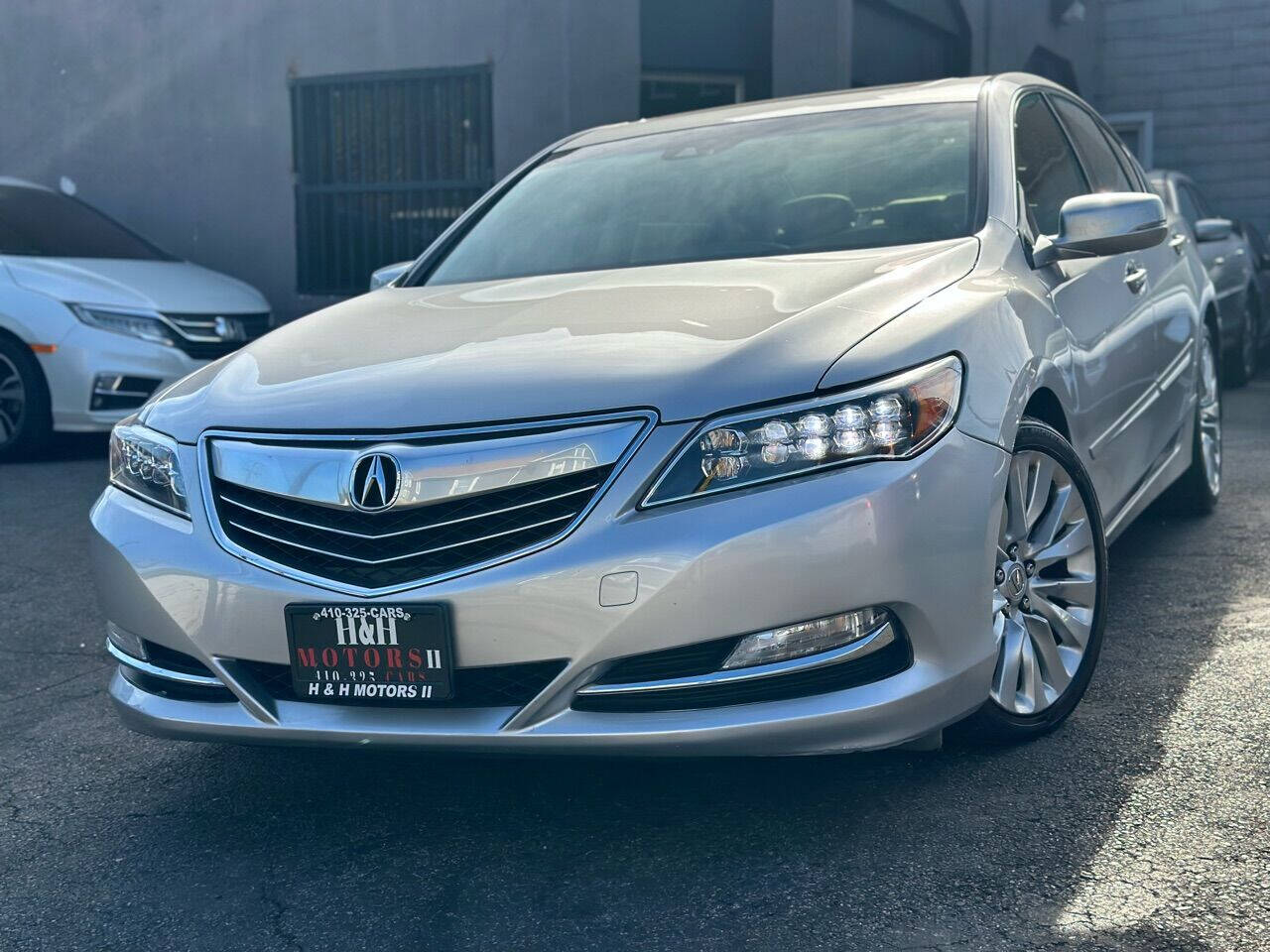 Silver 2014 Acura RLX w/Tech 4dr Sedan w/Technology Package 1