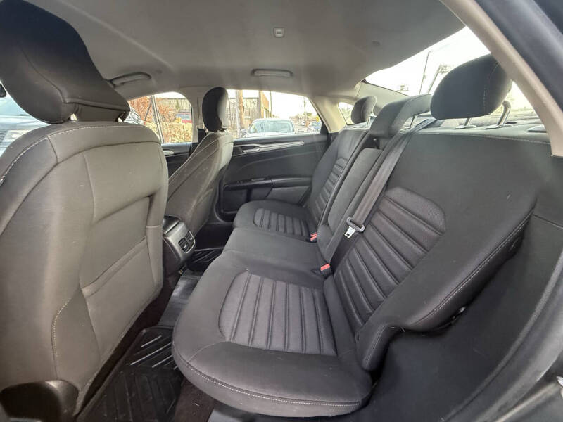 2019 Ford Fusion Hybrid SE