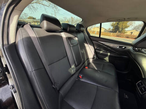 2014 Infiniti Q50 Premium