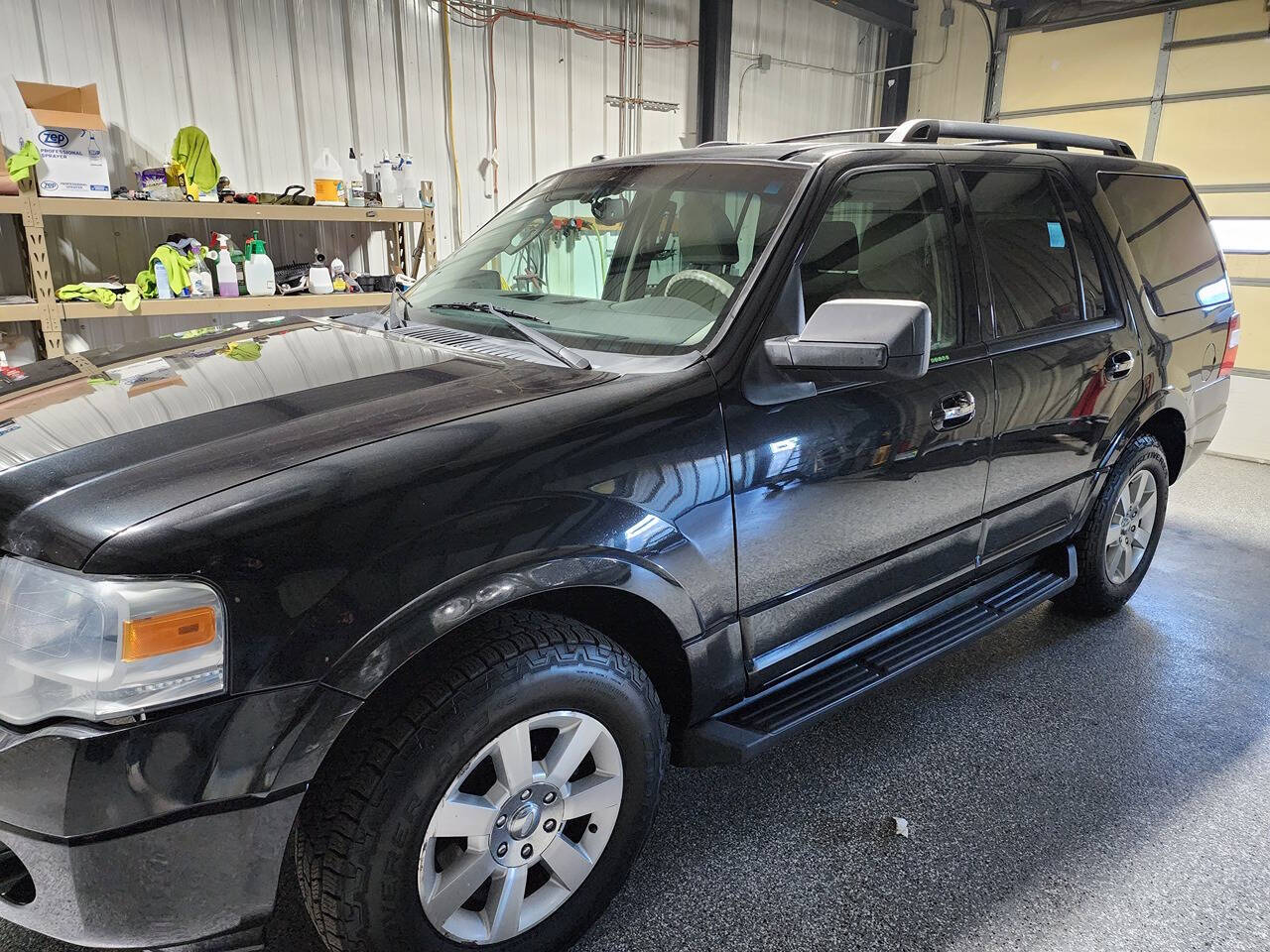 2010 Ford Expedition for sale at Carlisle Motors LLC in Carlisle, IA