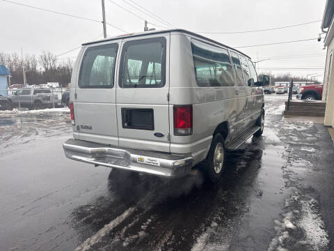 2007 Ford E-Series E-150 XLT
