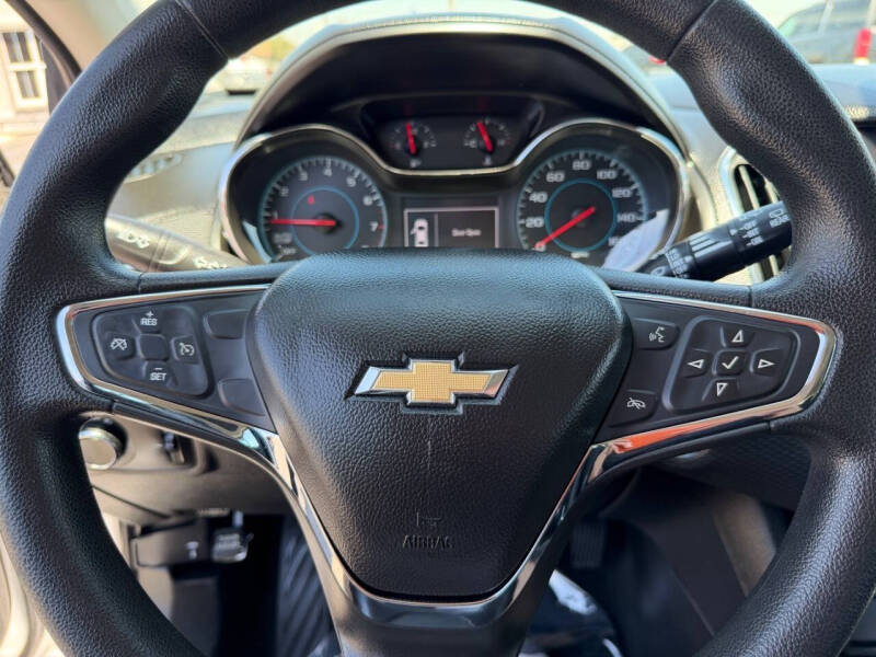 2017 Chevrolet Cruze LT Auto