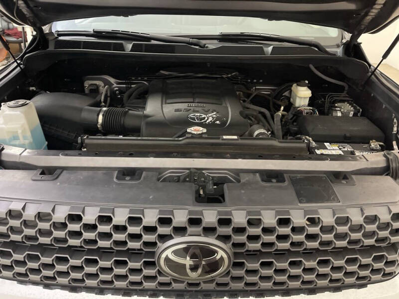 2018 Toyota Tundra SR5