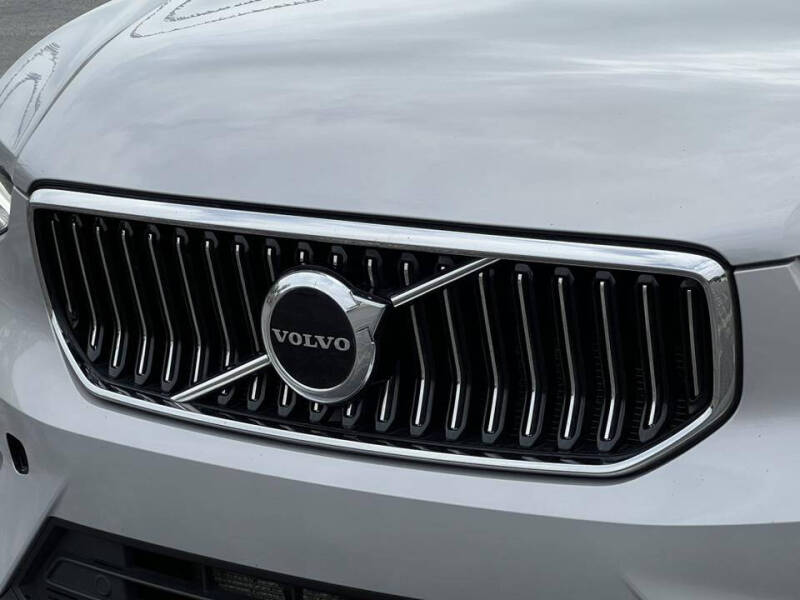 2024 Volvo XC40