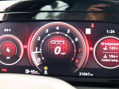 2022 Volkswagen Golf GTI SE